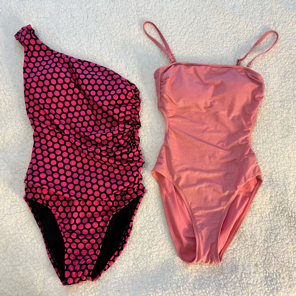 Lot of 2 size SMALL bathing suits.